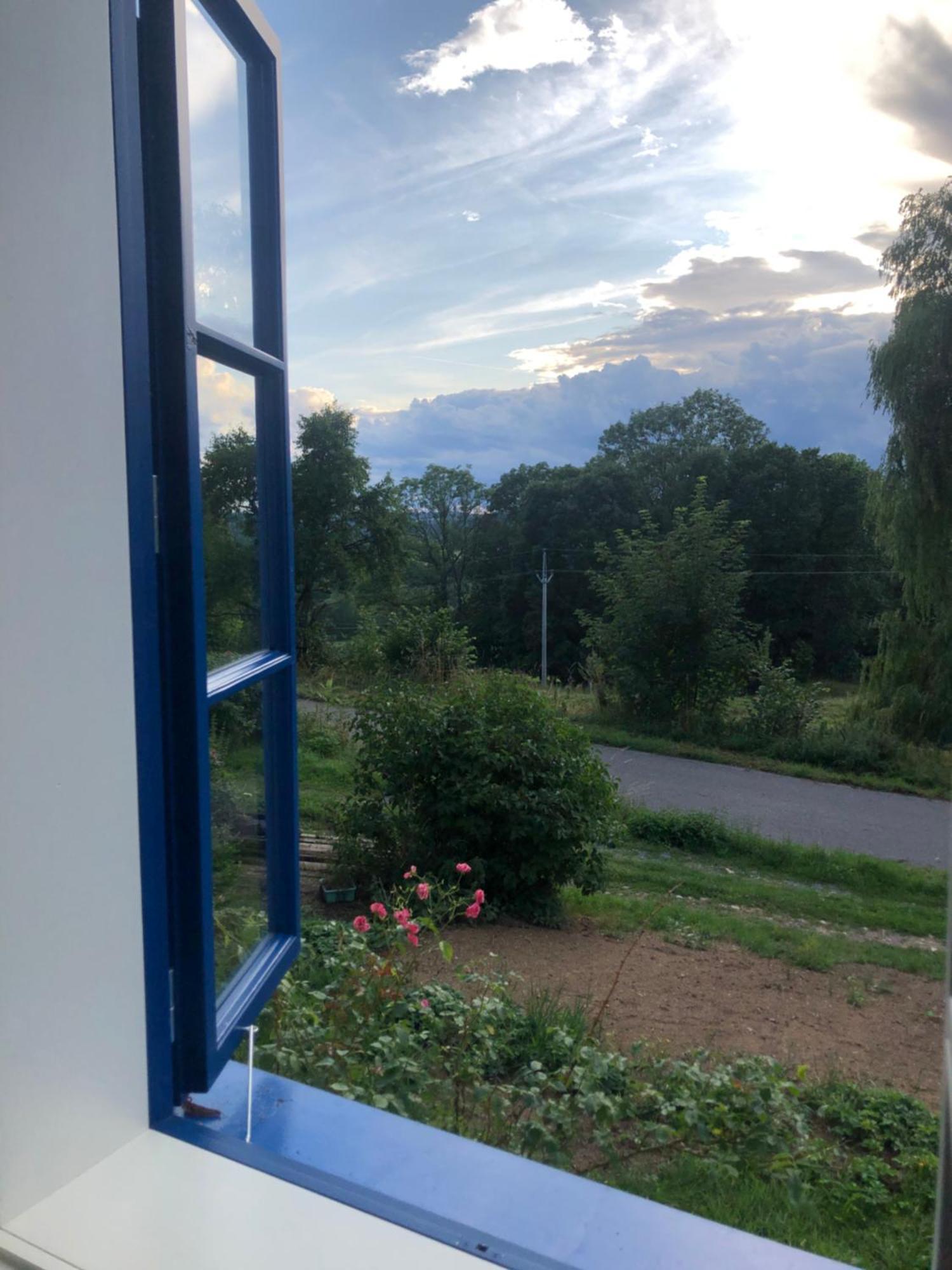 127 Let Stara Chalupa Se Spanim Na Peci A Finskou Saunou Jistebnice Exterior foto